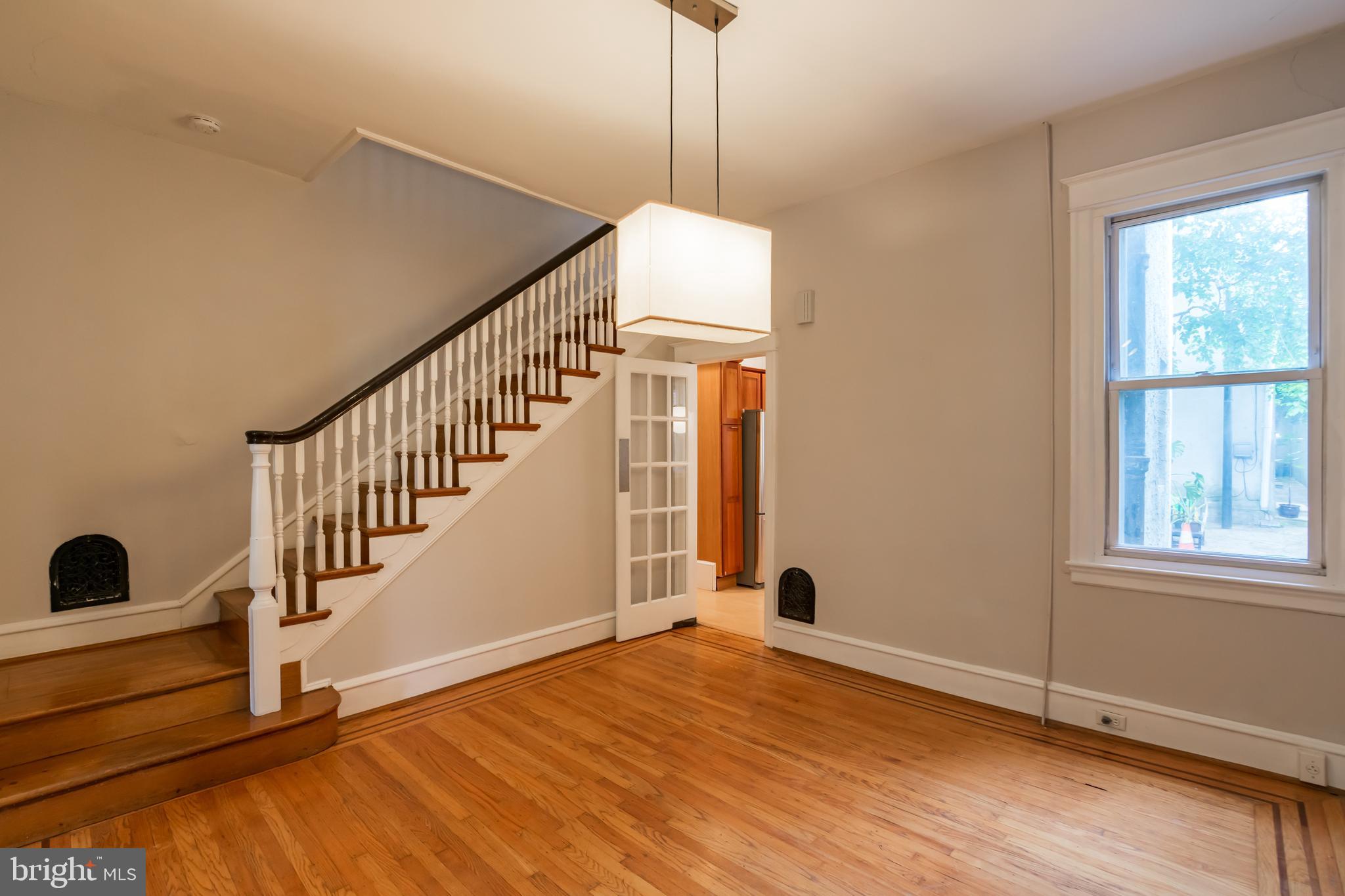 1221 MARLBOROUGH ST #FRONT