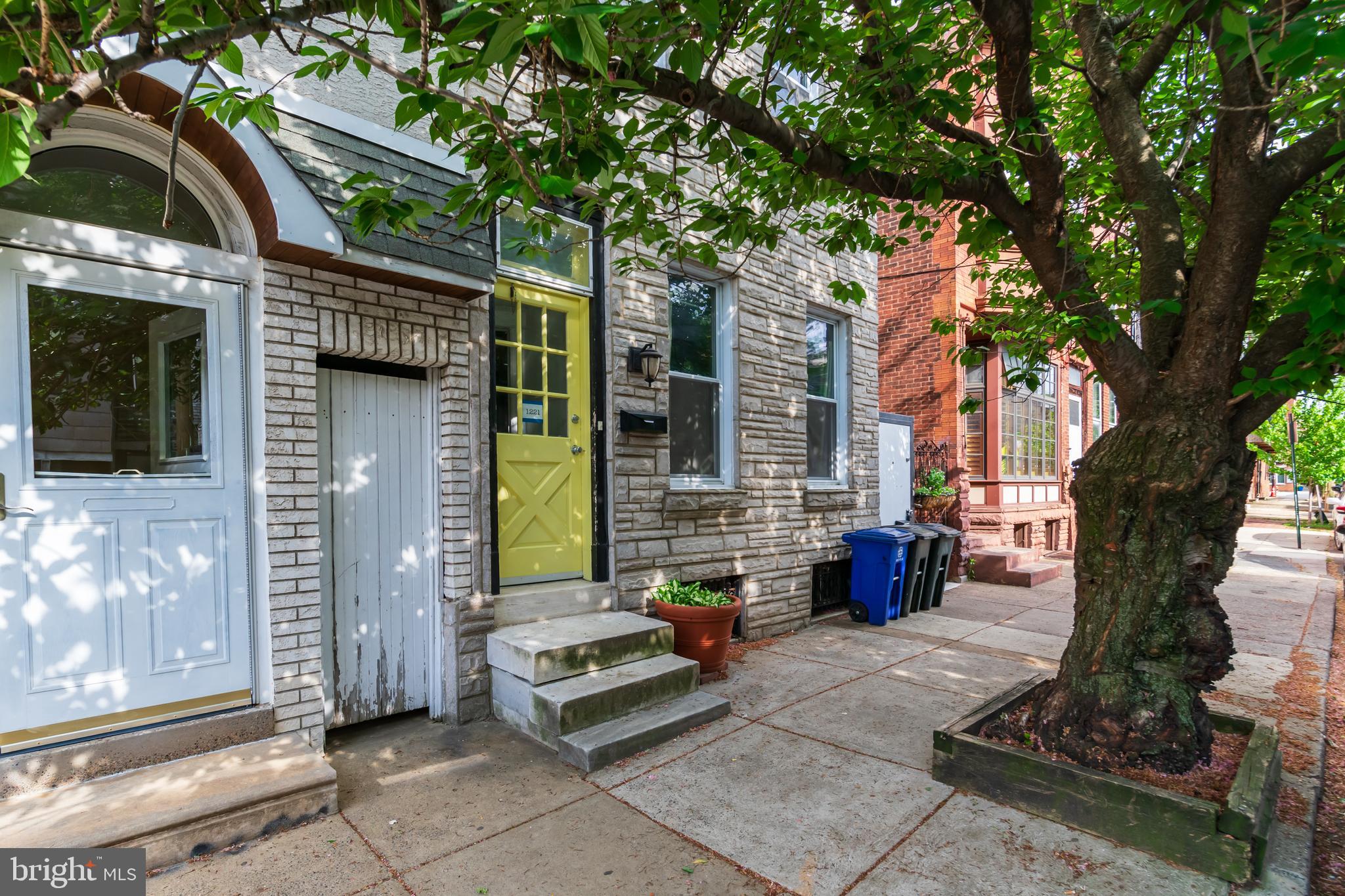 1221 MARLBOROUGH ST #FRONT