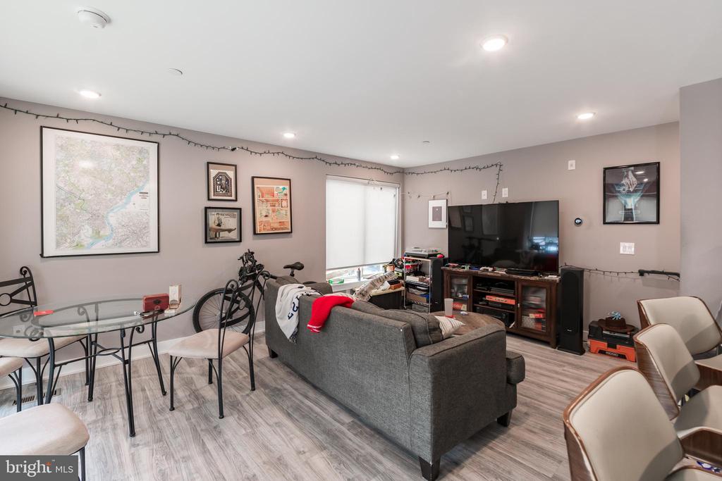 1900-02 N 4TH ST #UNIT 1