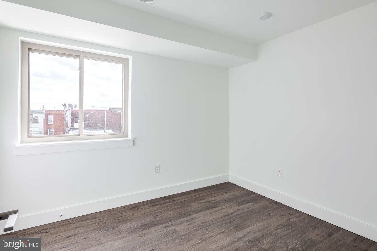 1155 S 15TH ST #UNIT 209