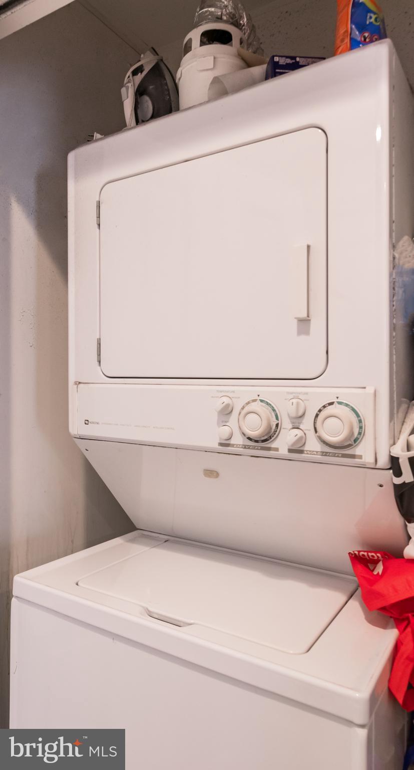 1920 CHESTNUT ST #8N