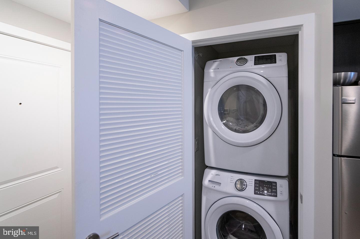 1607 CATHARINE ST #UNIT 2F