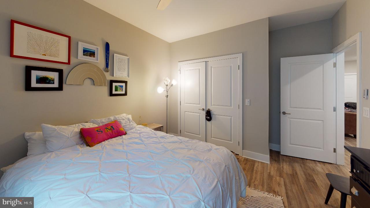 1607 CATHARINE ST #UNIT 1F