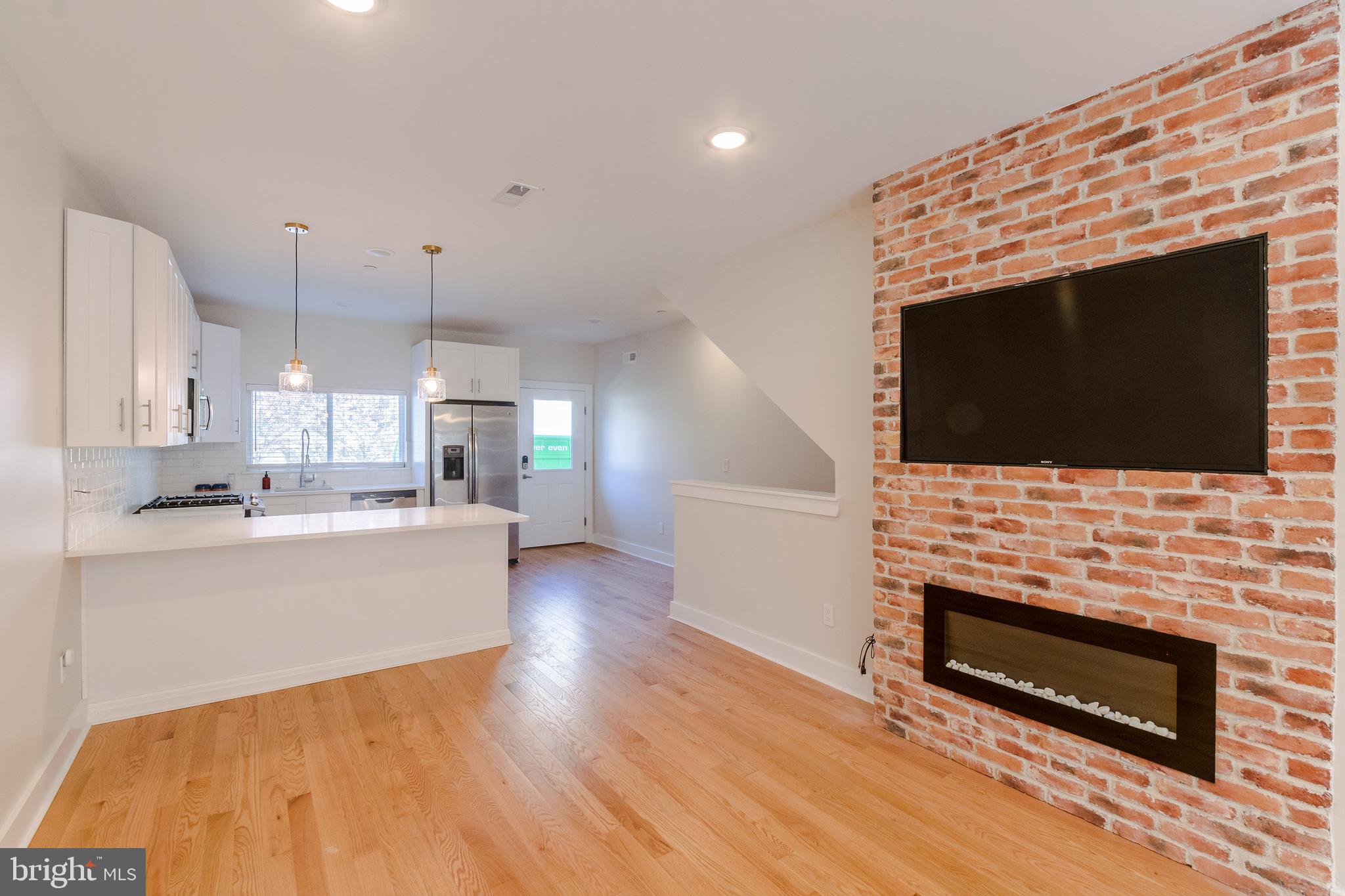 1520 N MASCHER ST #UNIT 1