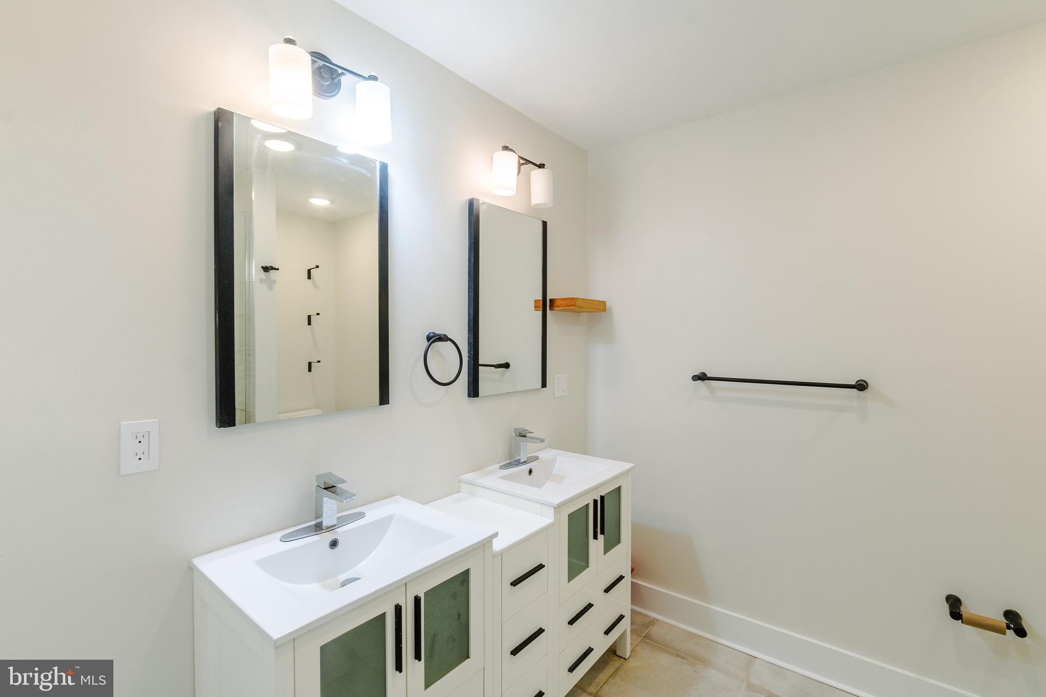 1520 N MASCHER ST #UNIT 1