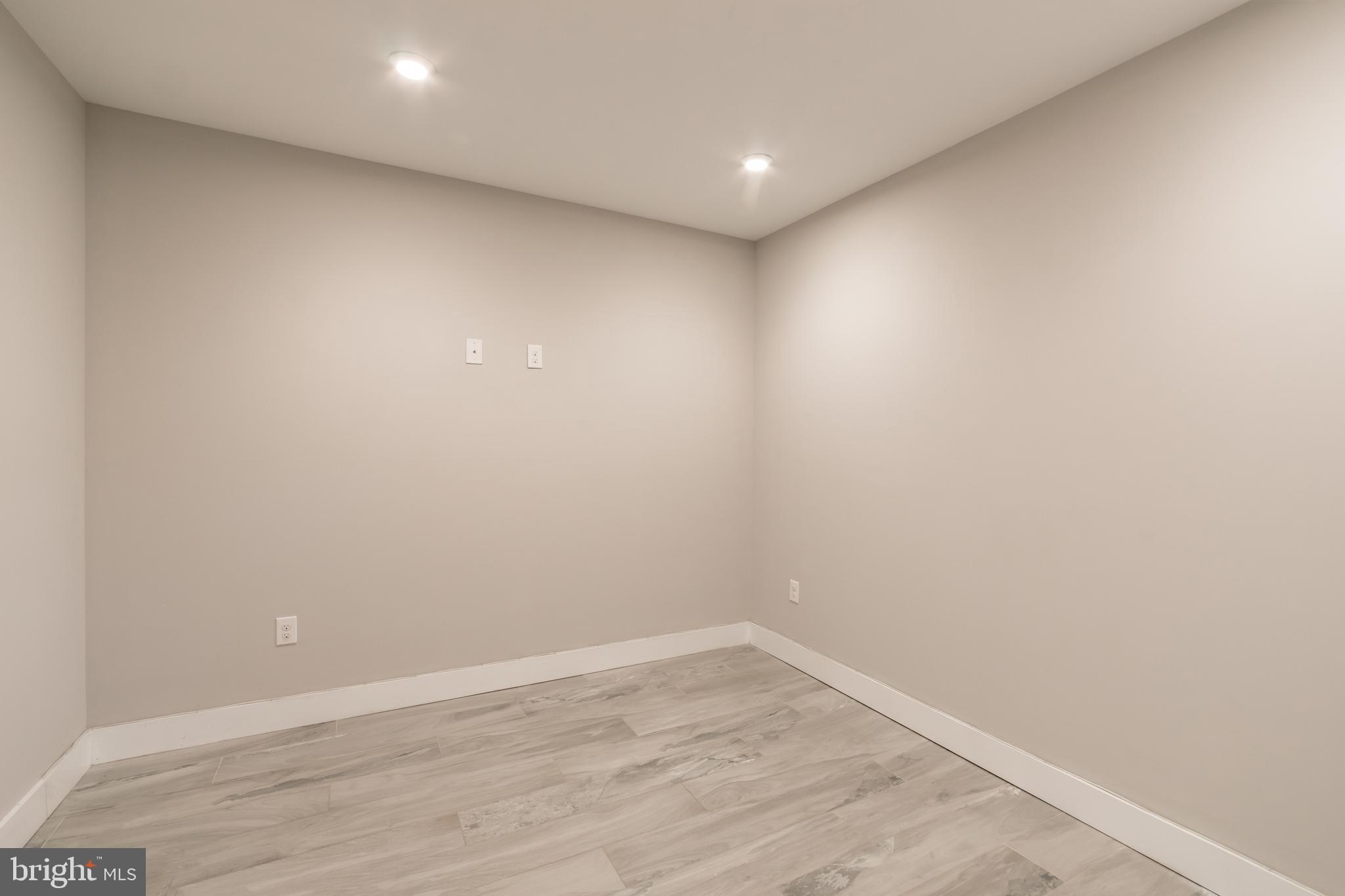 1842 FRANKFORD AVE #1