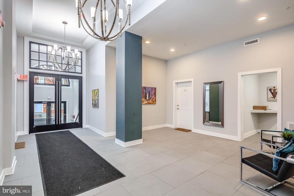 1607 CATHARINE ST #UNIT 3D