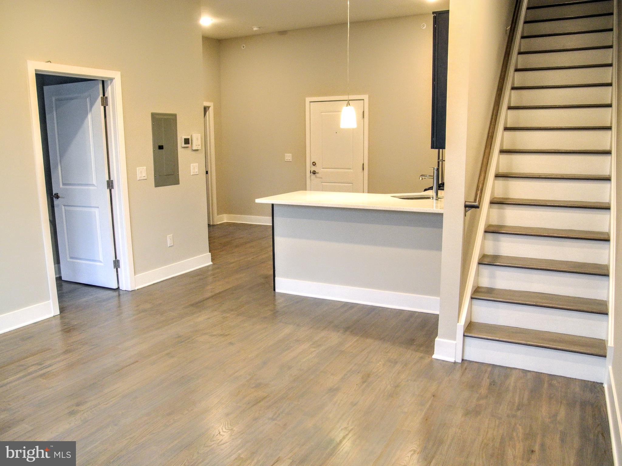 1607 CATHARINE ST #UNIT 3D