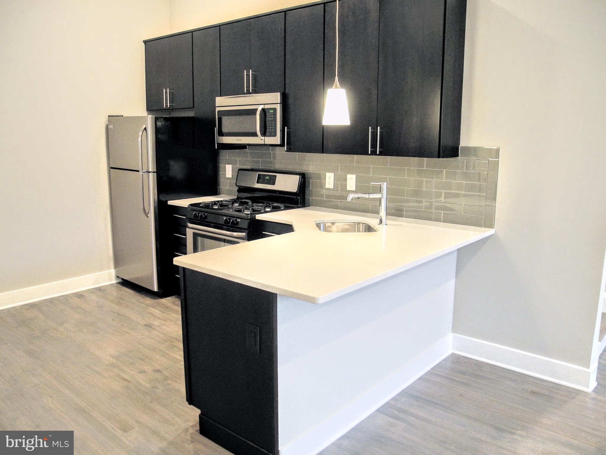 1607 CATHARINE ST #UNIT 3D