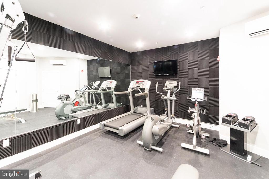 1607 CATHARINE ST #UNIT 3D