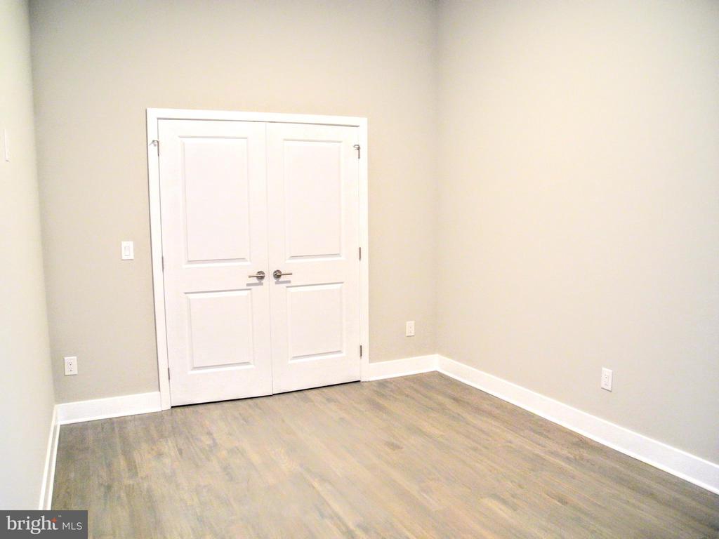 1607 CATHARINE ST #UNIT 3D
