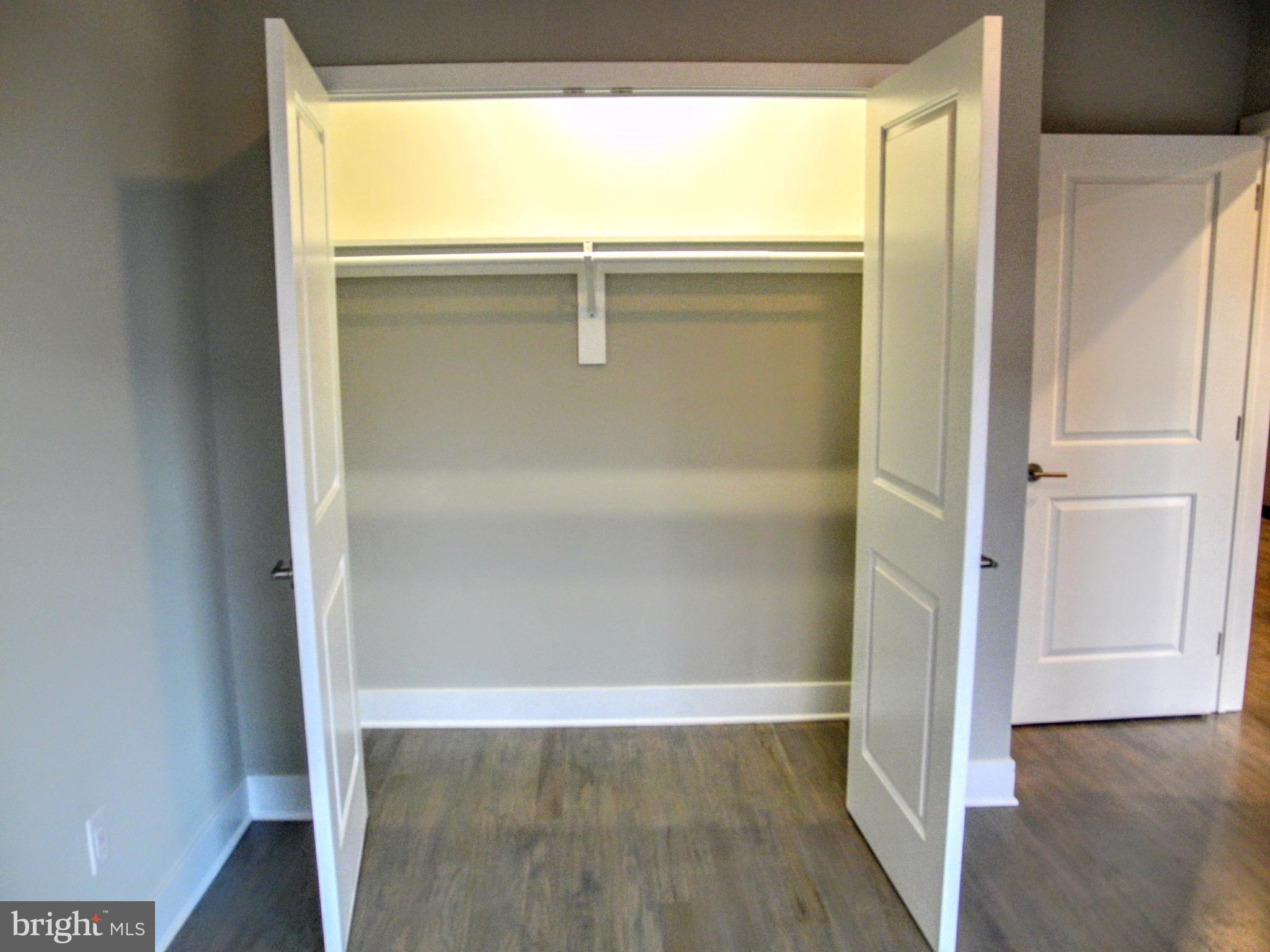 1607 CATHARINE ST #UNIT 3D