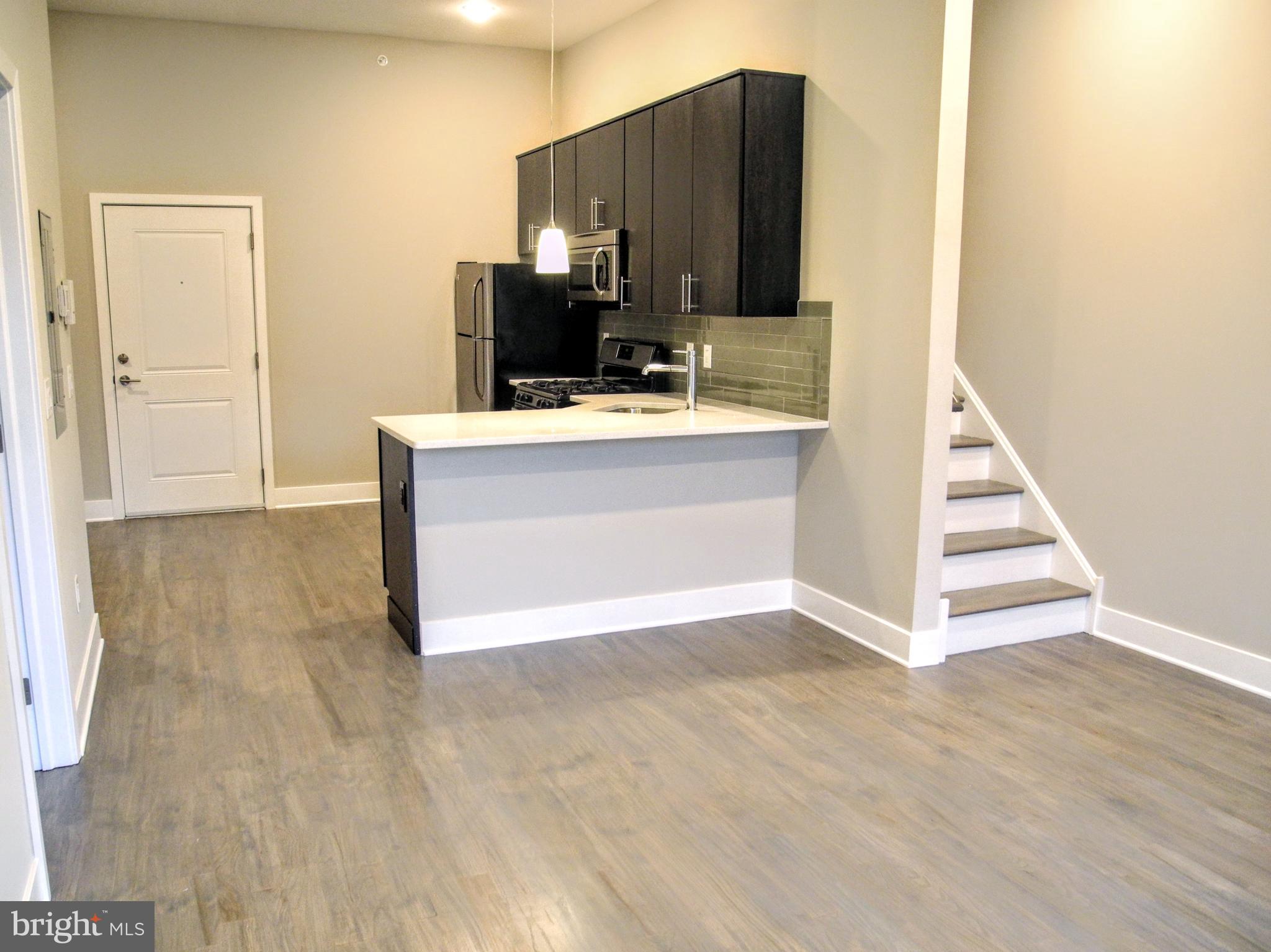 1607 CATHARINE ST #UNIT 3D