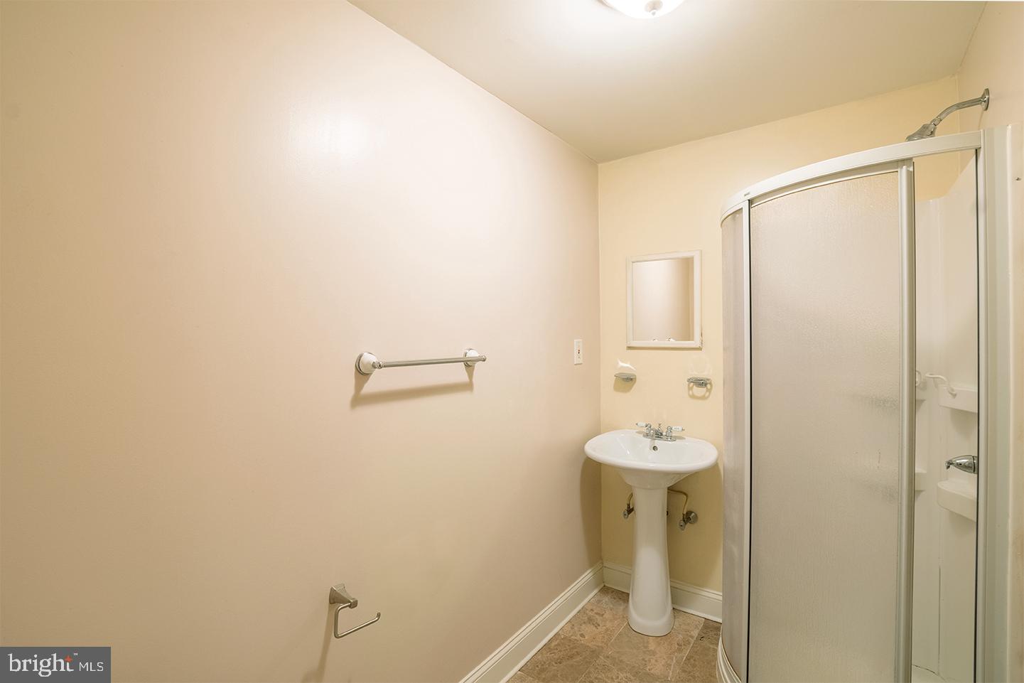 1124 E PASSYUNK AVE #UNIT 5