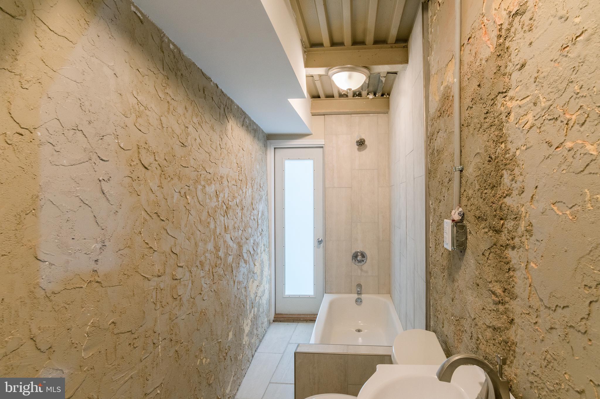 1126 E PASSYUNK AVE #UNIT 2