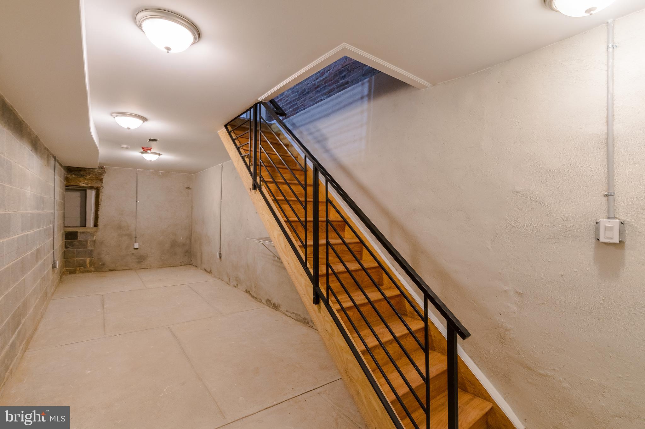 1126 E PASSYUNK AVE #UNIT 2