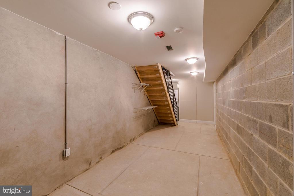 1126 E PASSYUNK AVE #UNIT 2
