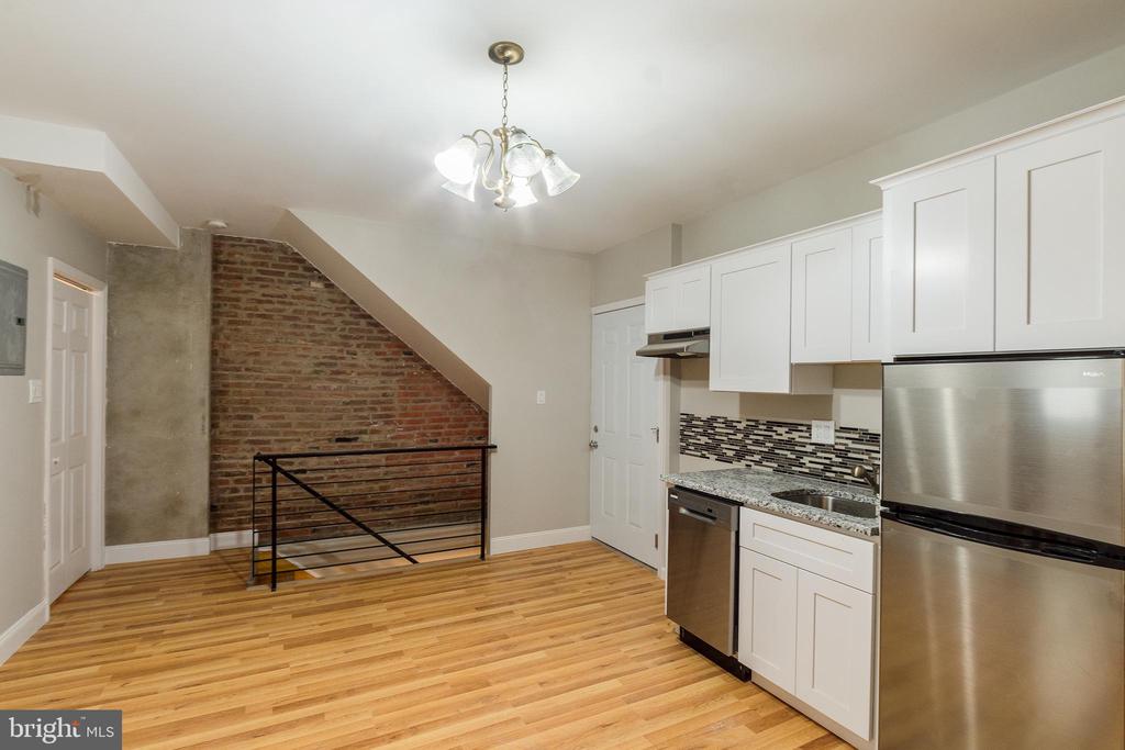 1126 E PASSYUNK AVE #UNIT 2