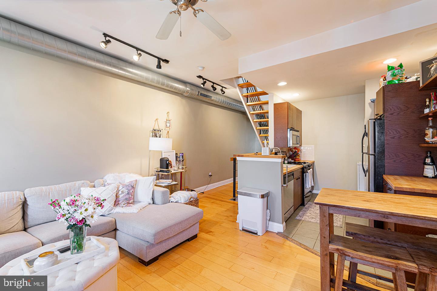 1516 SOUTH ST #UNIT 3B