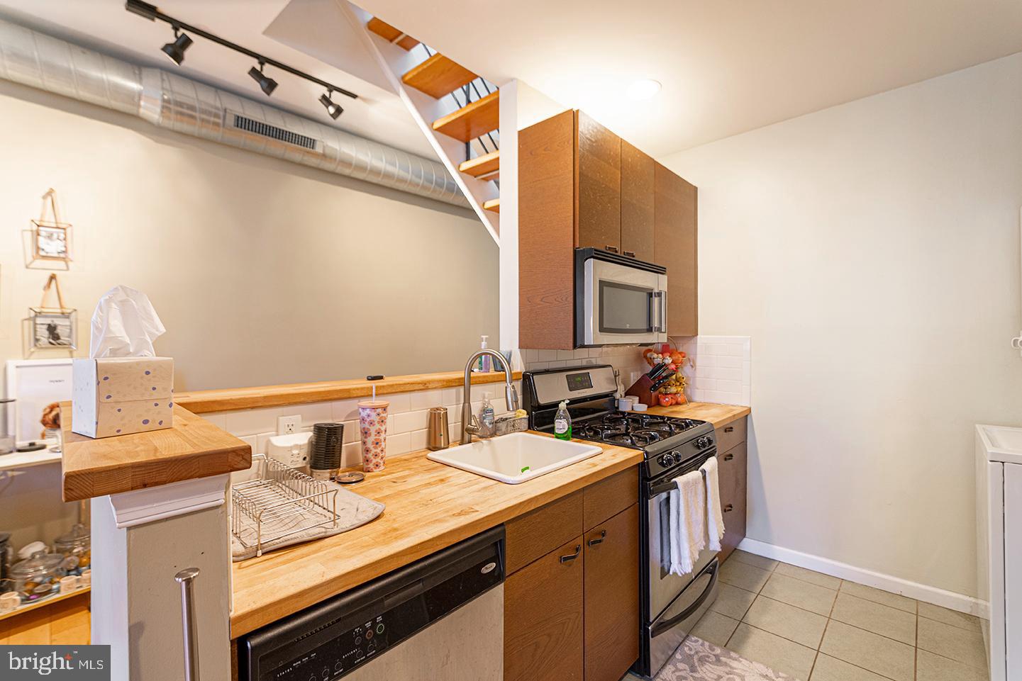 1516 SOUTH ST #UNIT 3B