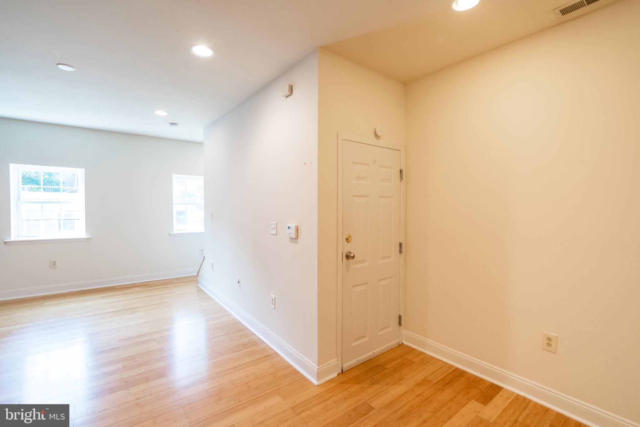 1805 CARPENTER ST #2ND FLOOR