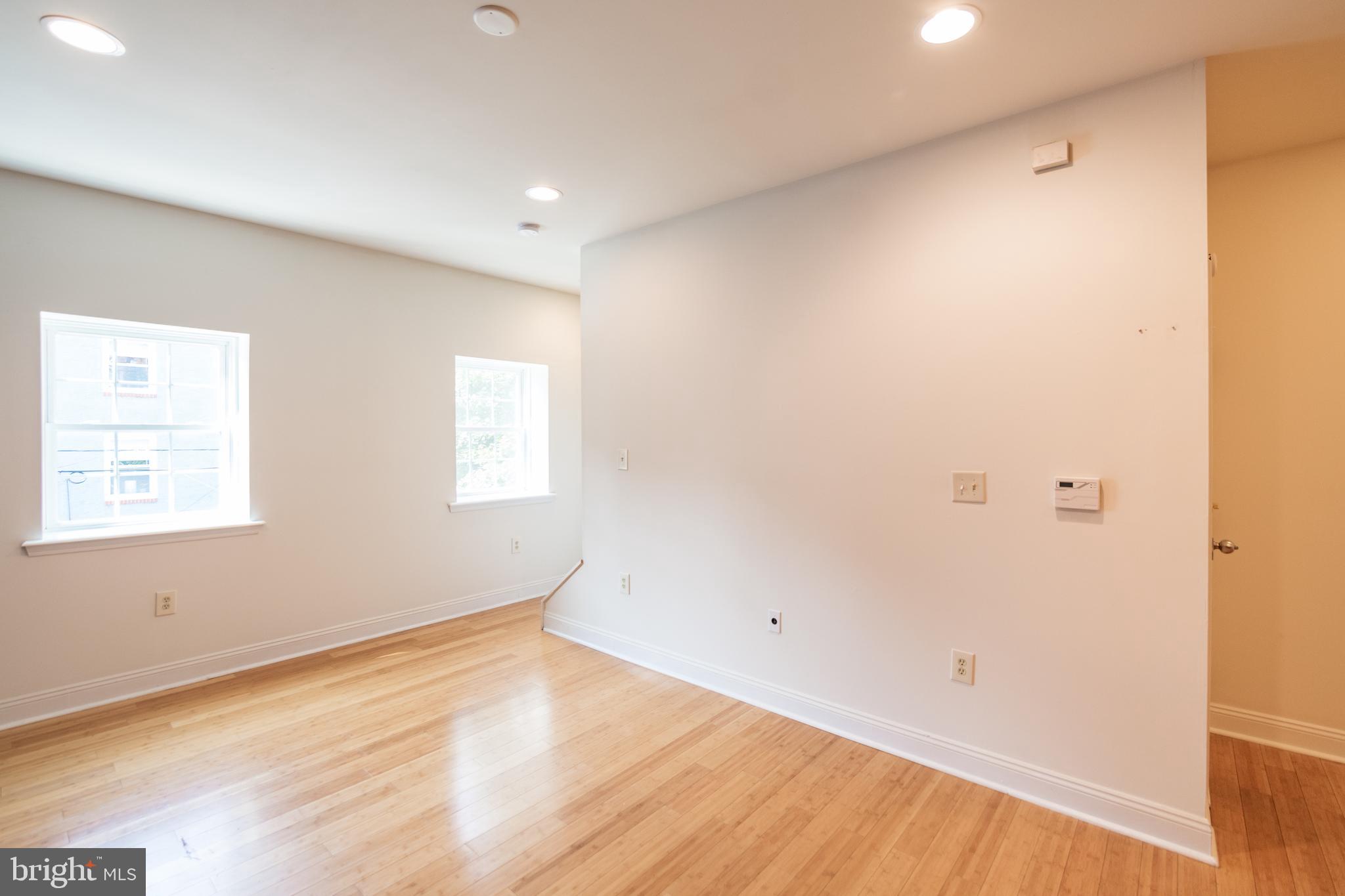 1805 CARPENTER ST #2ND FLOOR