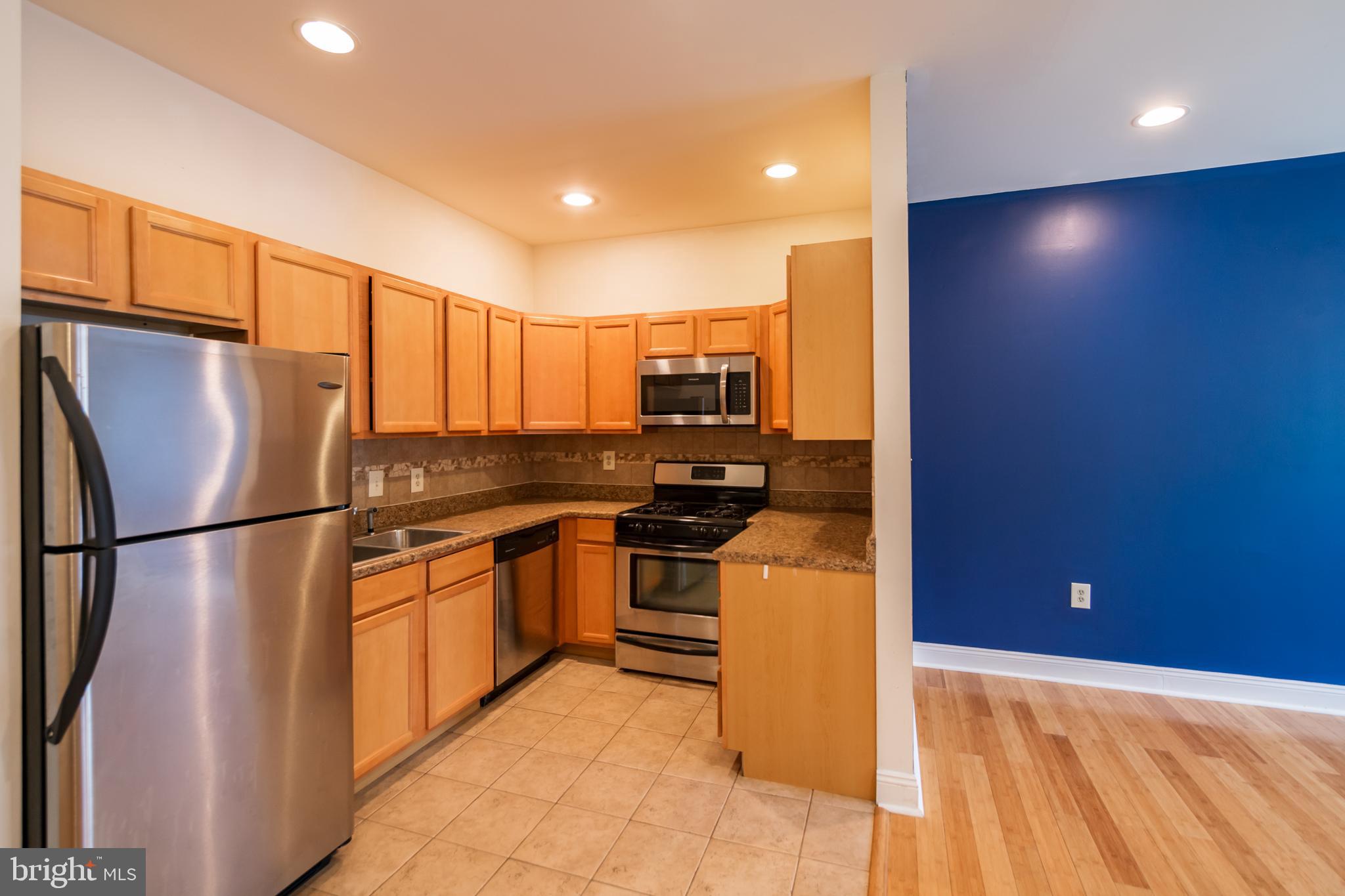 1805 CARPENTER ST #2ND FLOOR