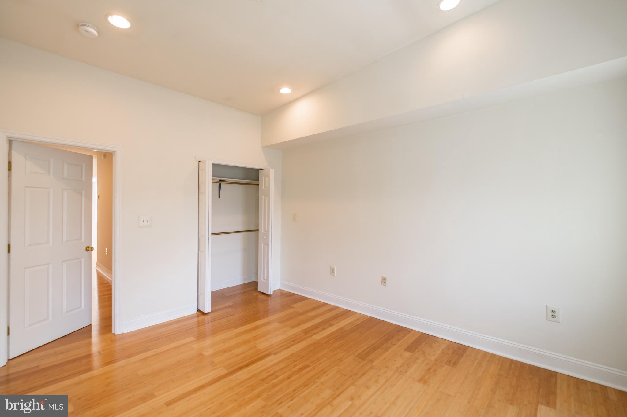 1805 CARPENTER ST #2ND FLOOR