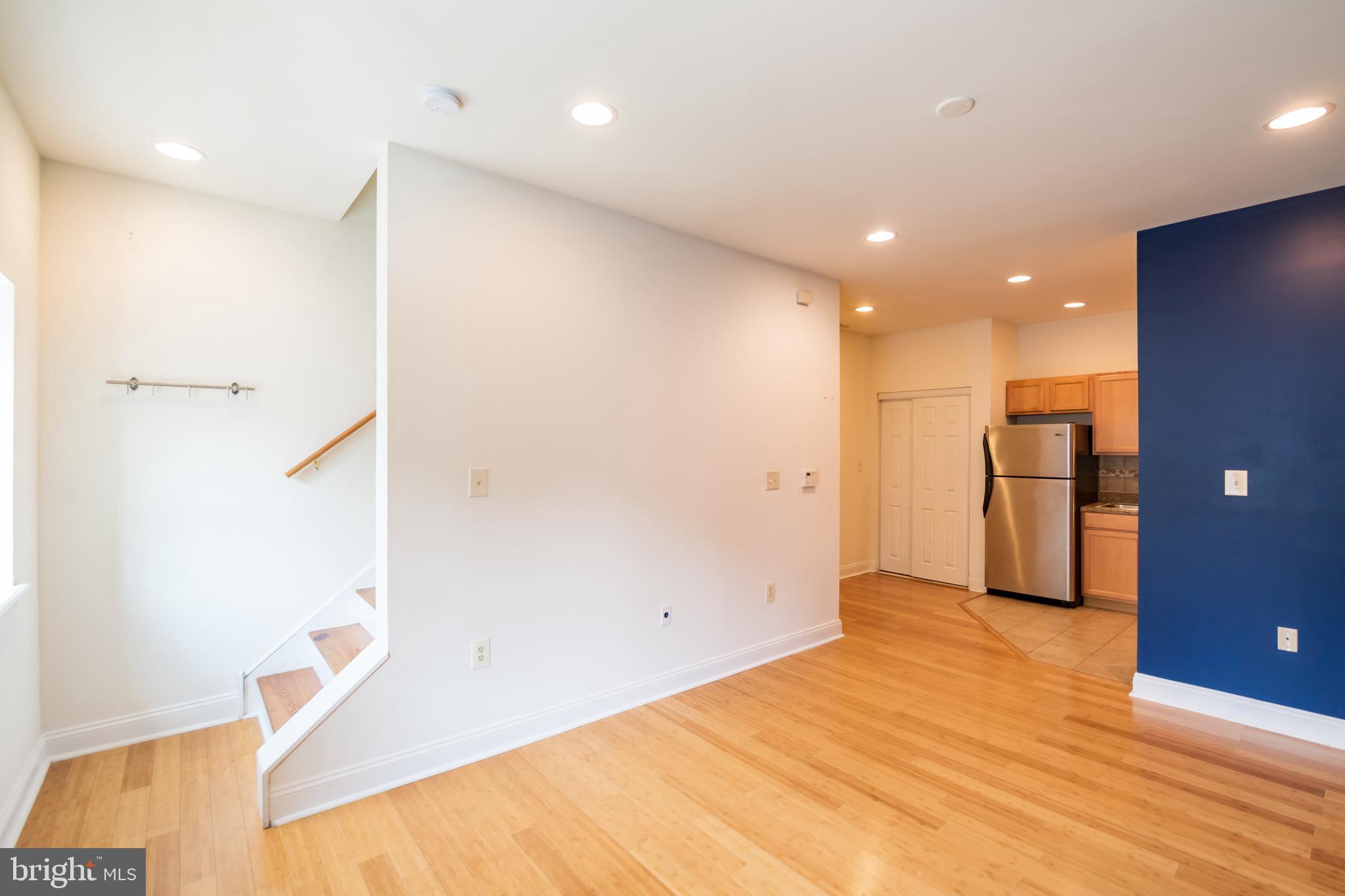 1805 CARPENTER ST #2ND FLOOR