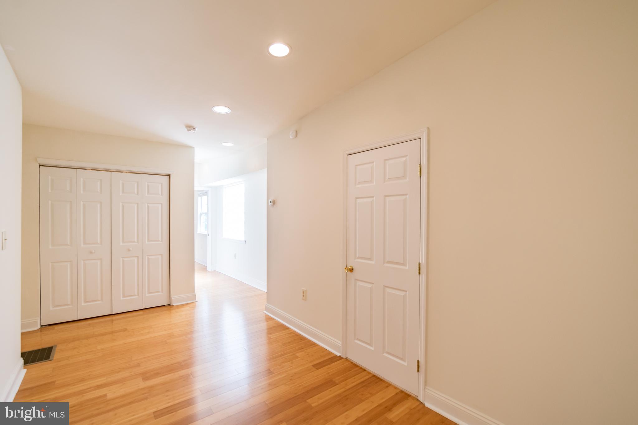 1805 CARPENTER ST #2ND FLOOR