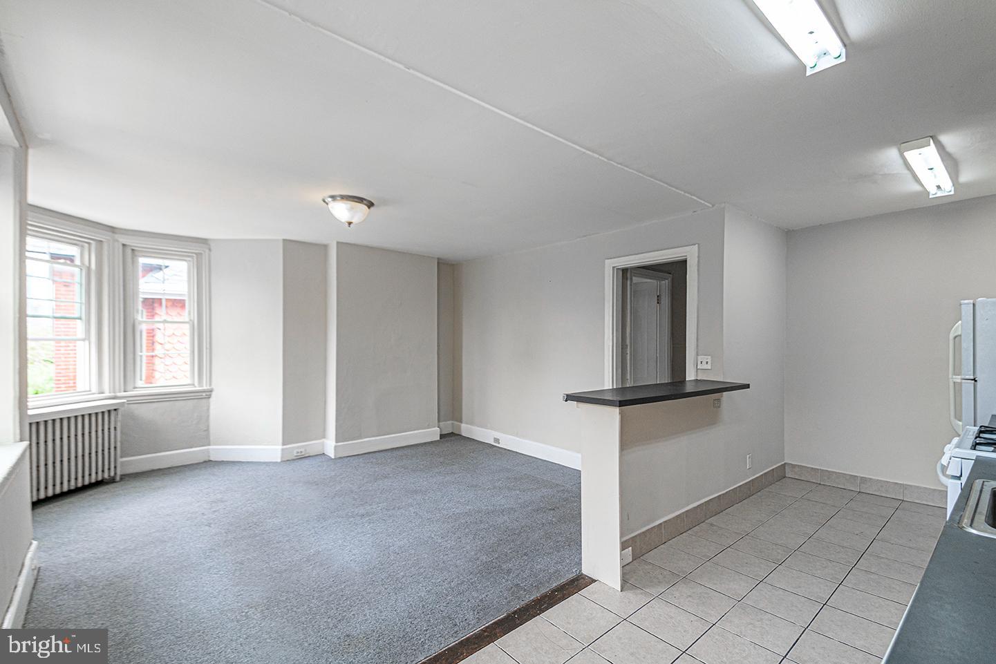 3314 ARCH ST #UNIT 3F