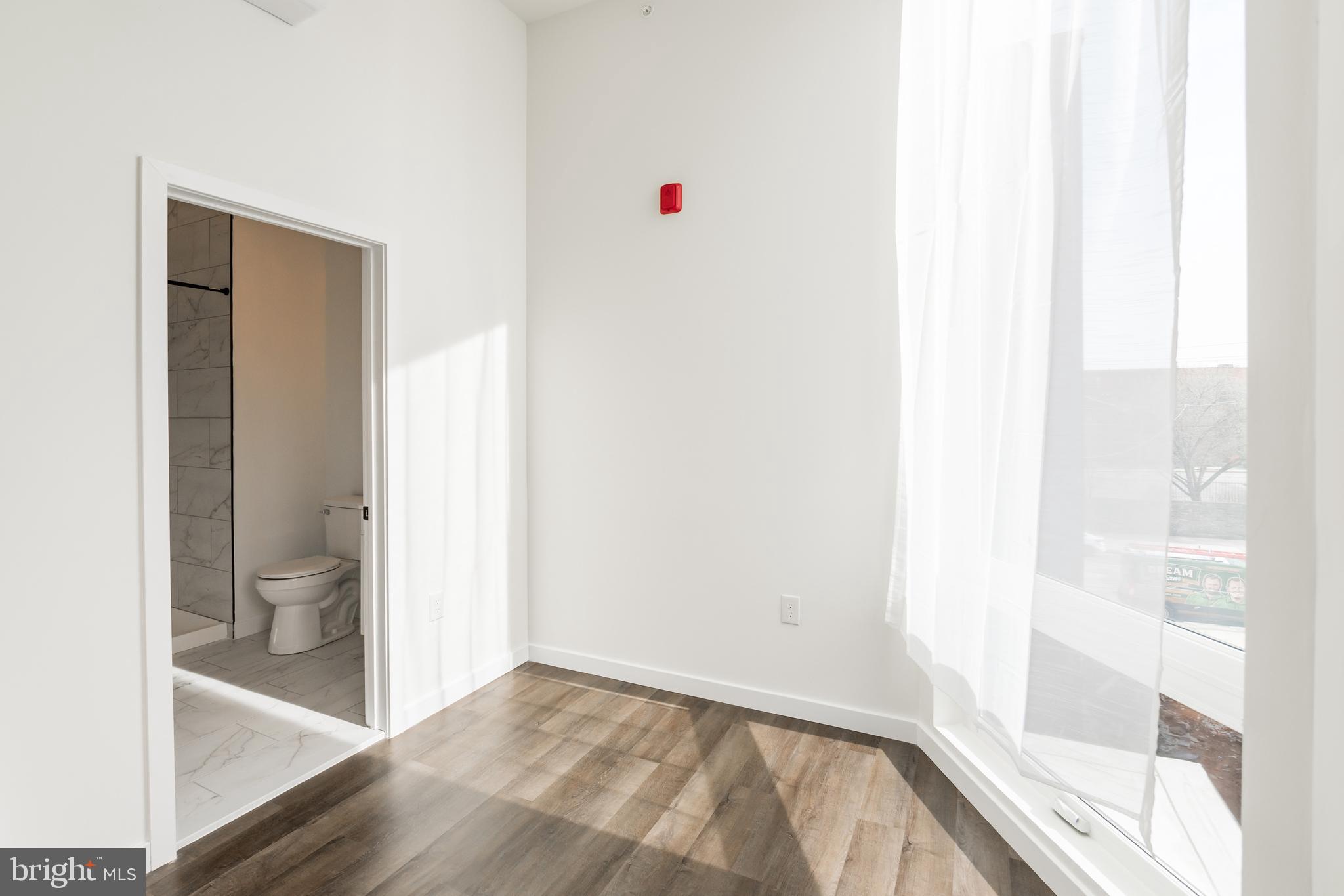 5303 CHESTER AVE #UNIT 303