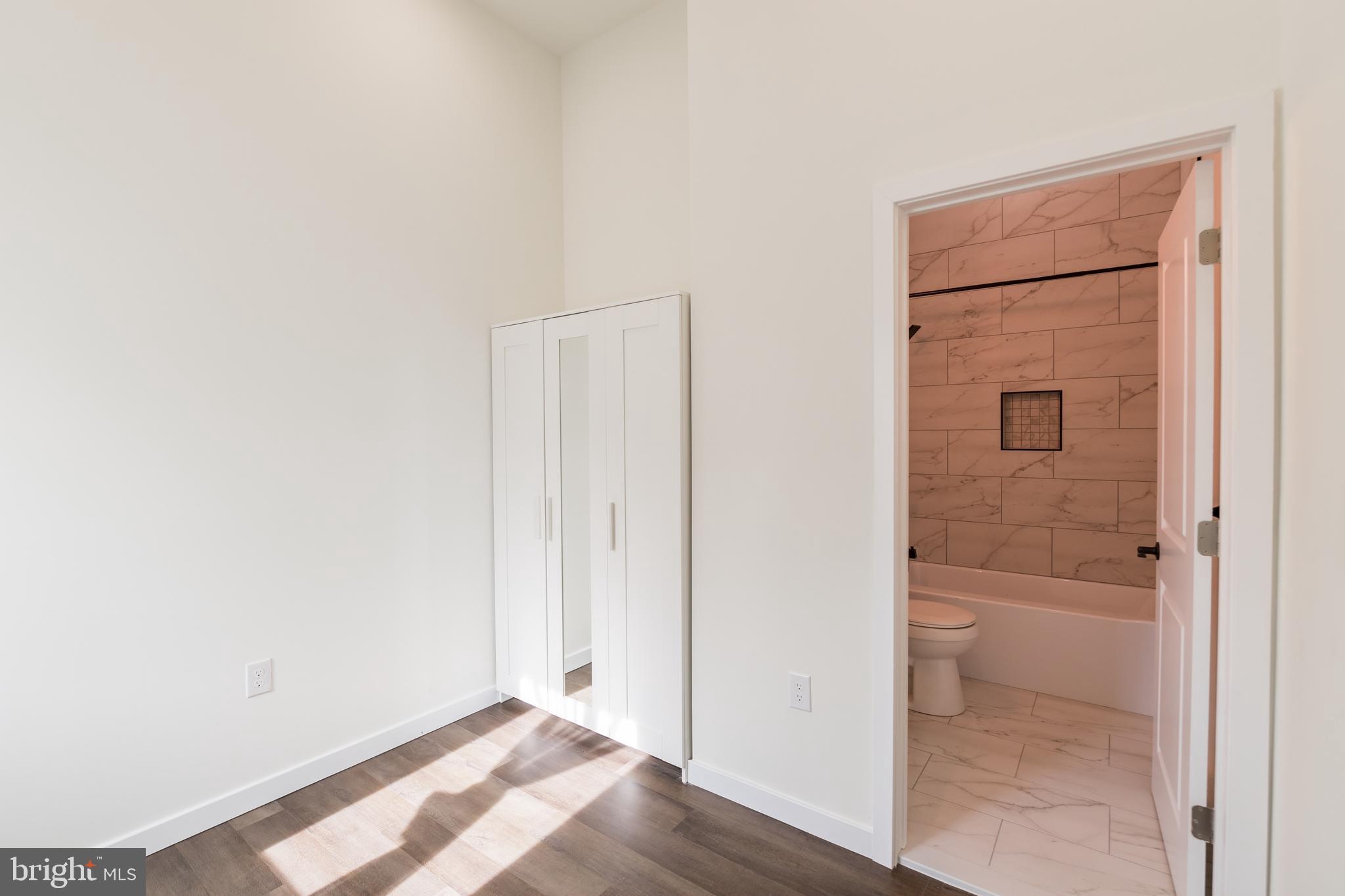 5303 CHESTER AVE #UNIT 302