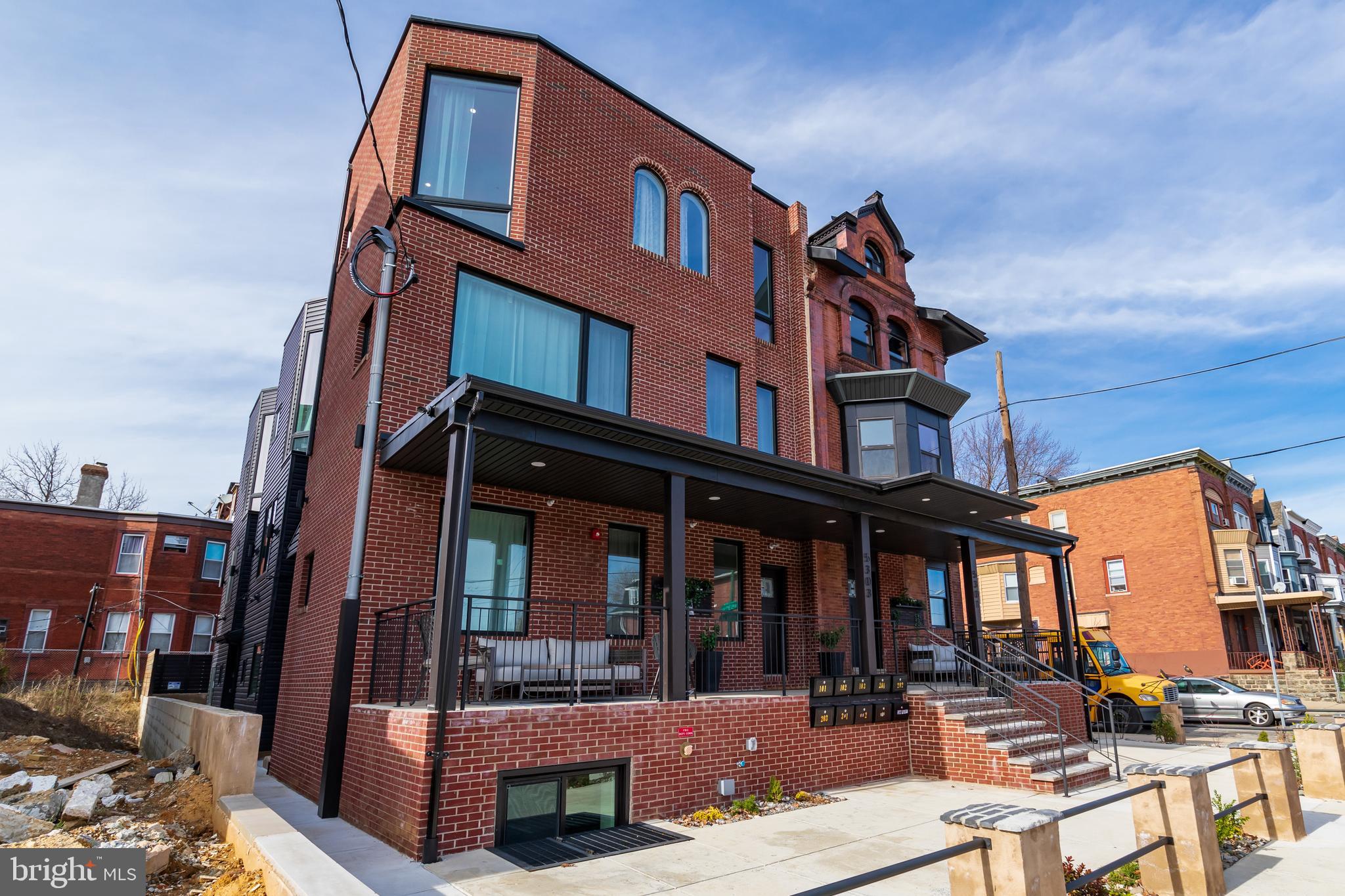 5303 CHESTER AVE #UNIT 302