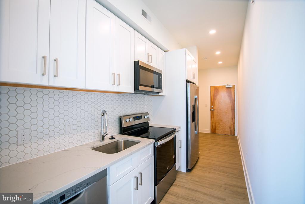 1324 FRANKFORD AVE #UNIT 301