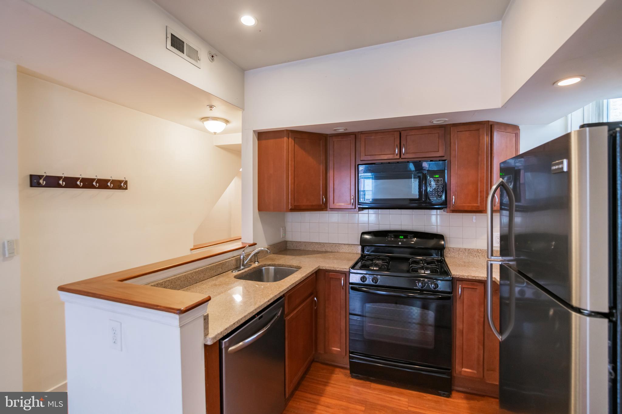 1431 LOMBARD ST #UNIT 1