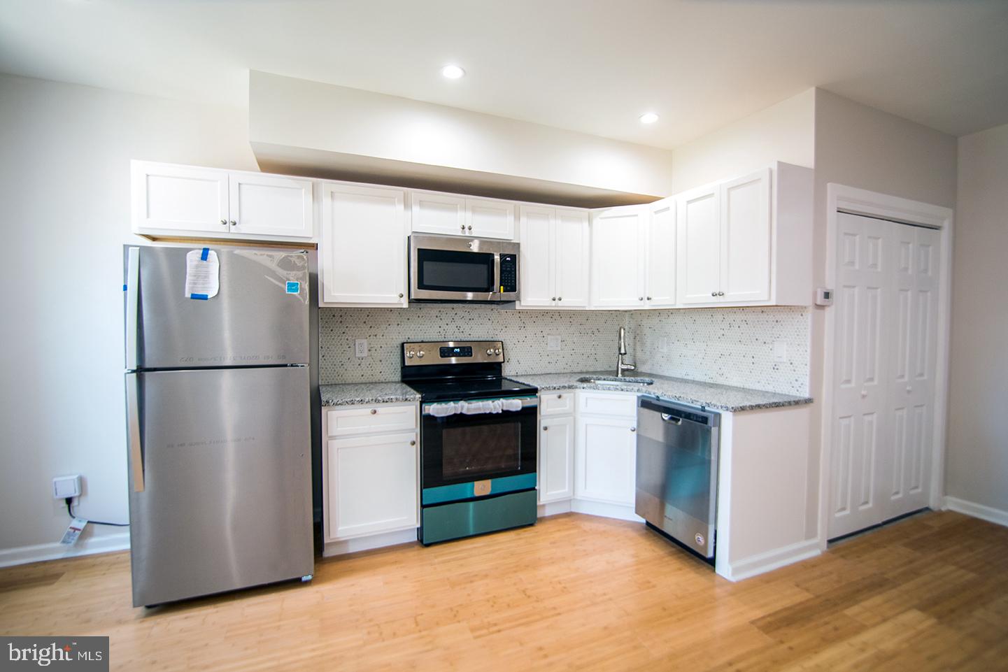 2428 SHARSWOOD ST #UNIT 2