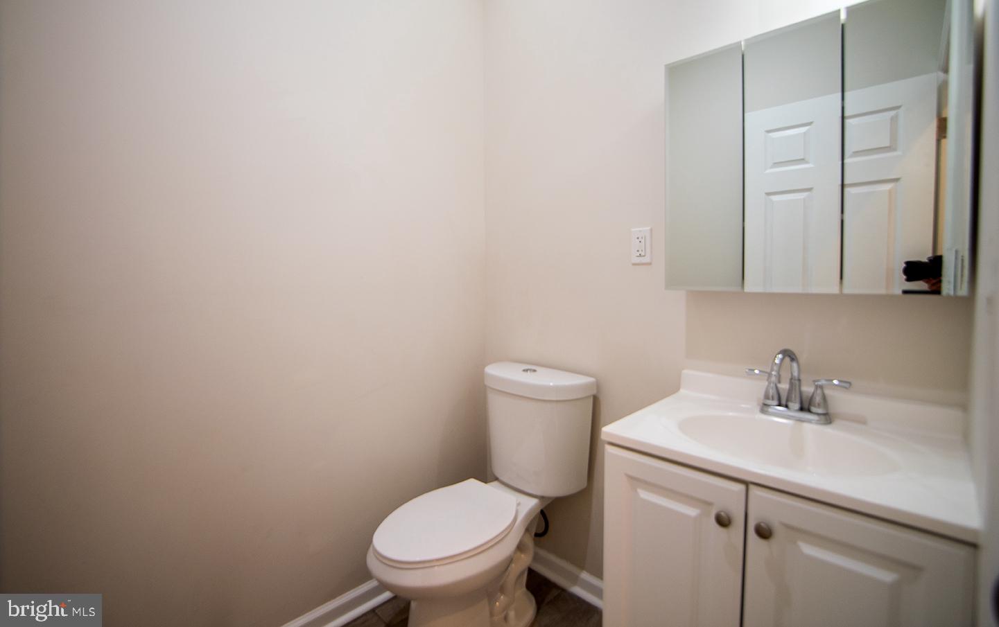 2428 SHARSWOOD ST #UNIT 2