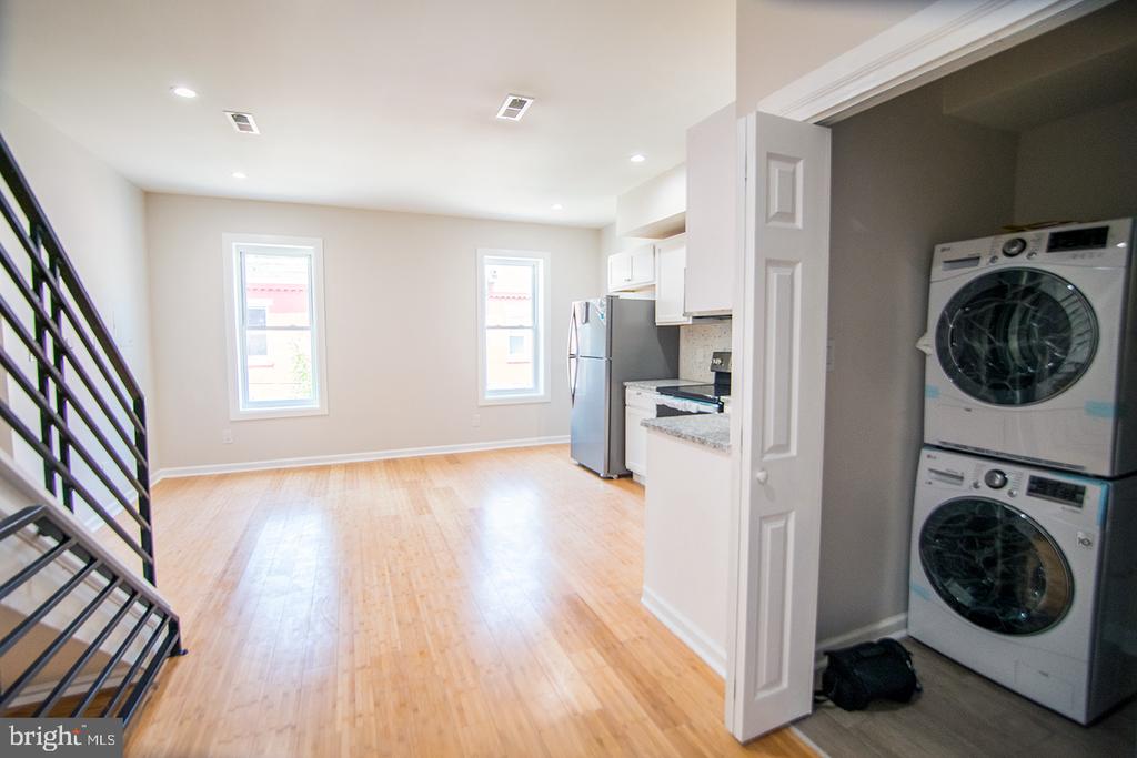 2428 SHARSWOOD ST #UNIT 2