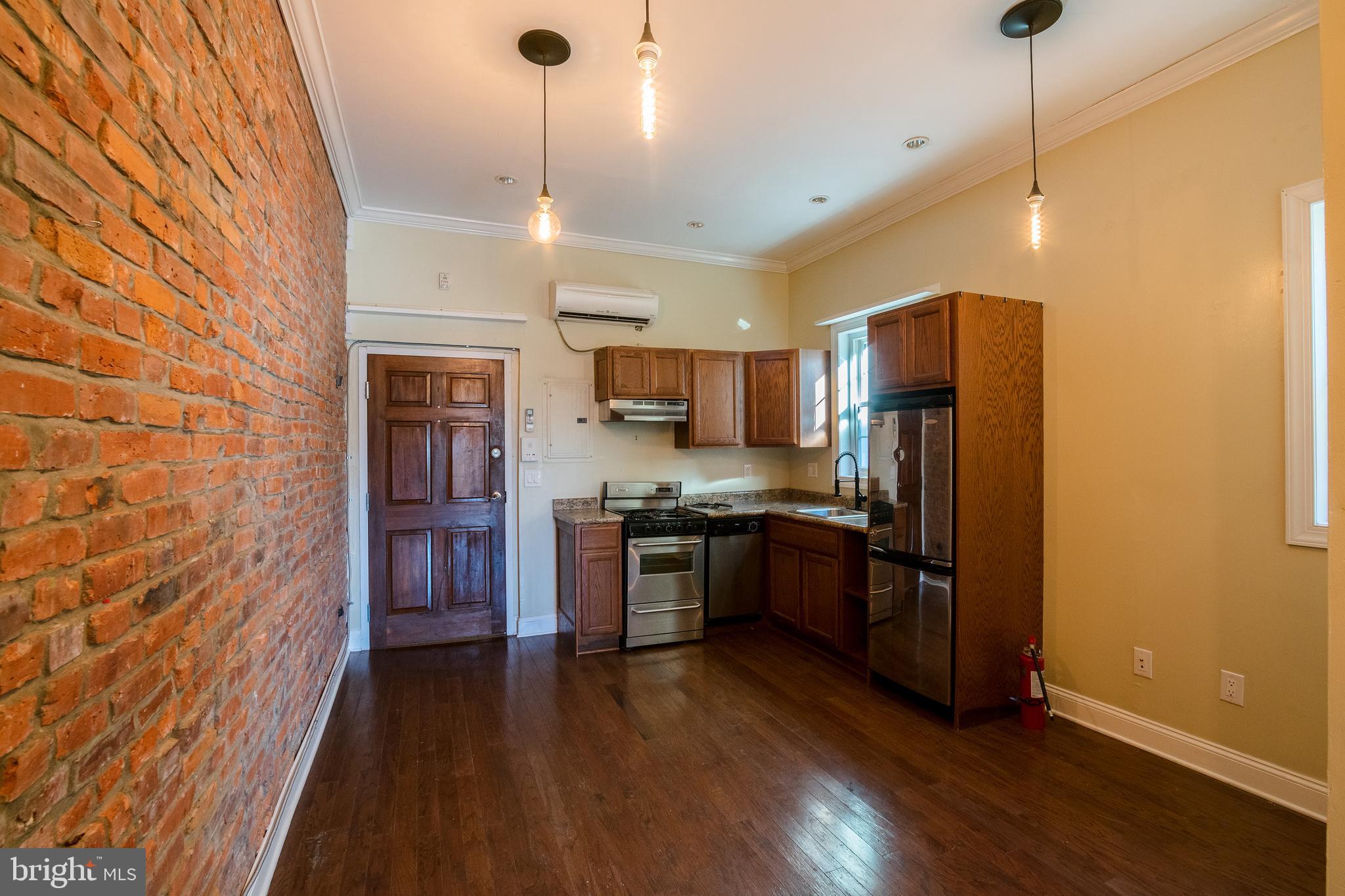 2506 S BROAD ST #UNIT 3