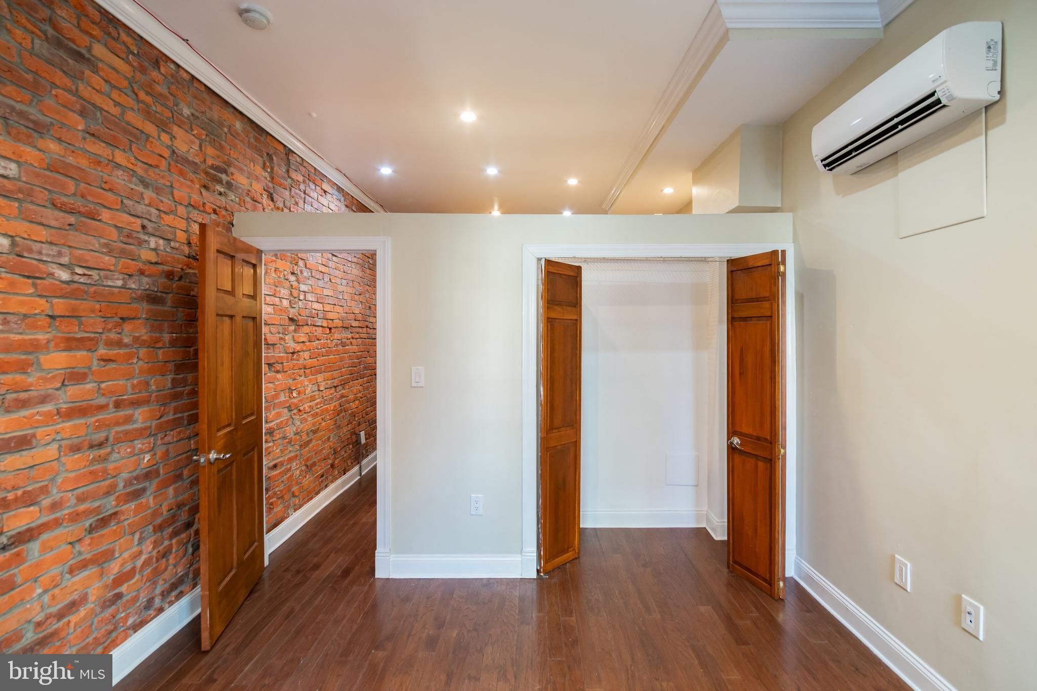2506 S BROAD ST #UNIT 1