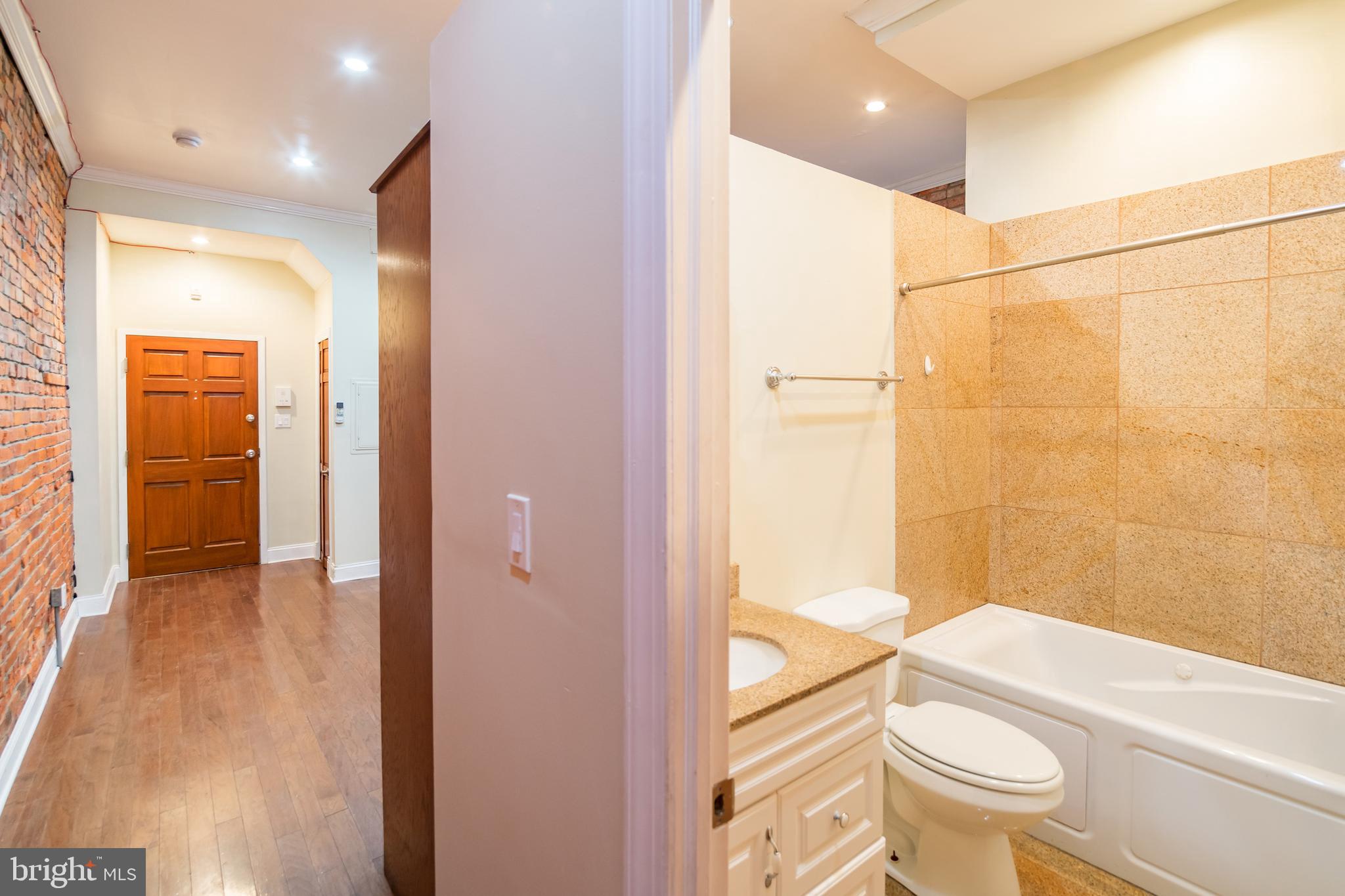 2506 S BROAD ST #UNIT 1