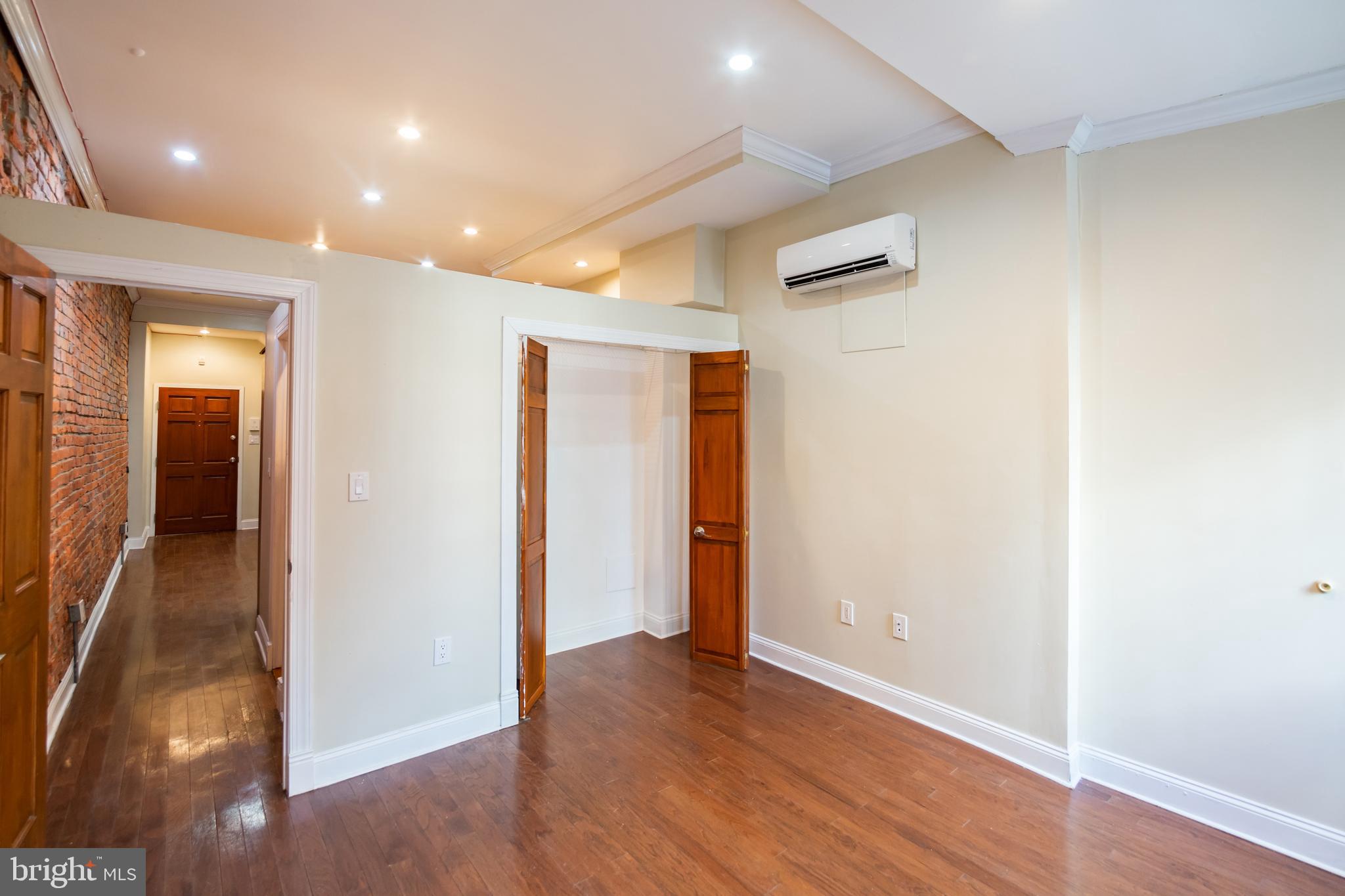 2506 S BROAD ST #UNIT 1