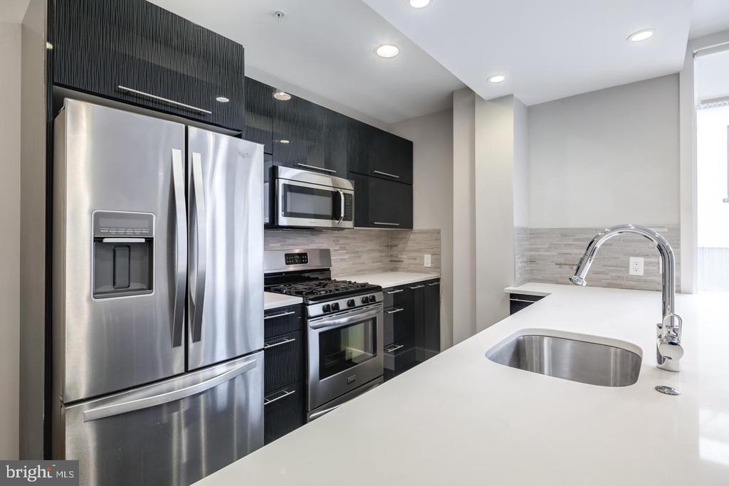 820 N 3RD ST #UNIT 205