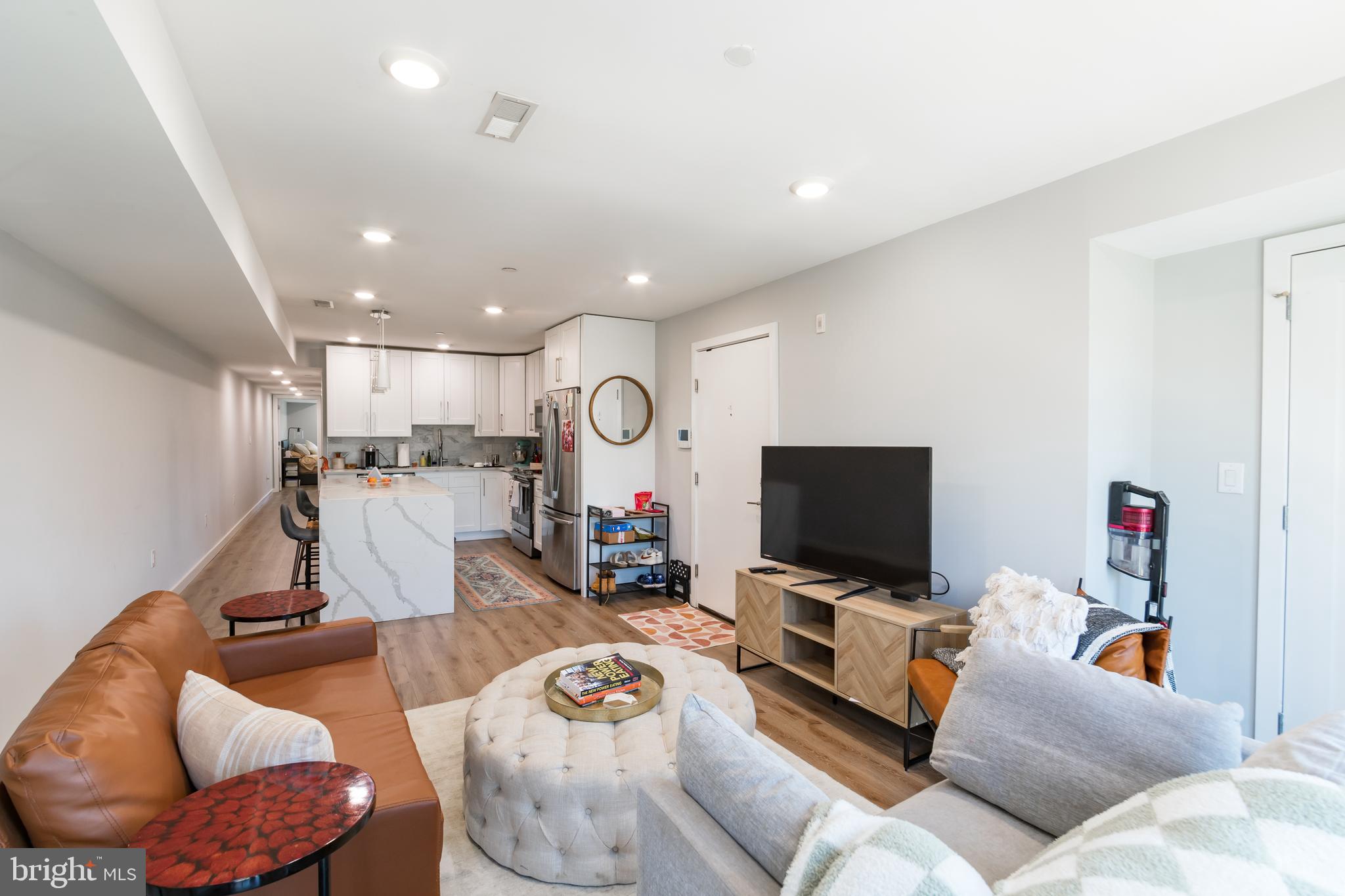 745 N 20TH ST #UNIT 4