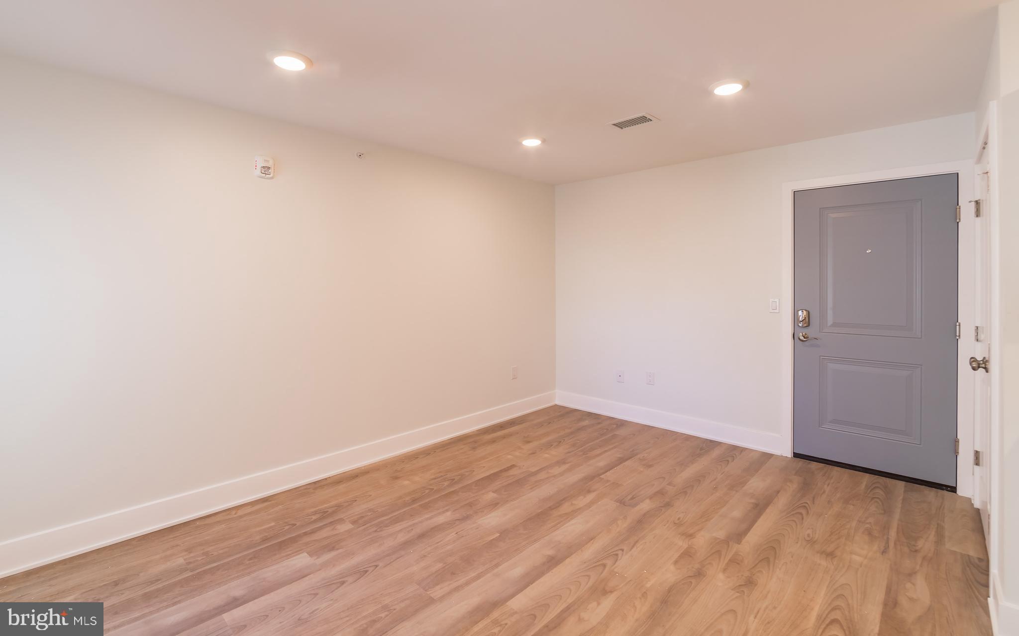 1616 N BAILEY ST #UNIT 303