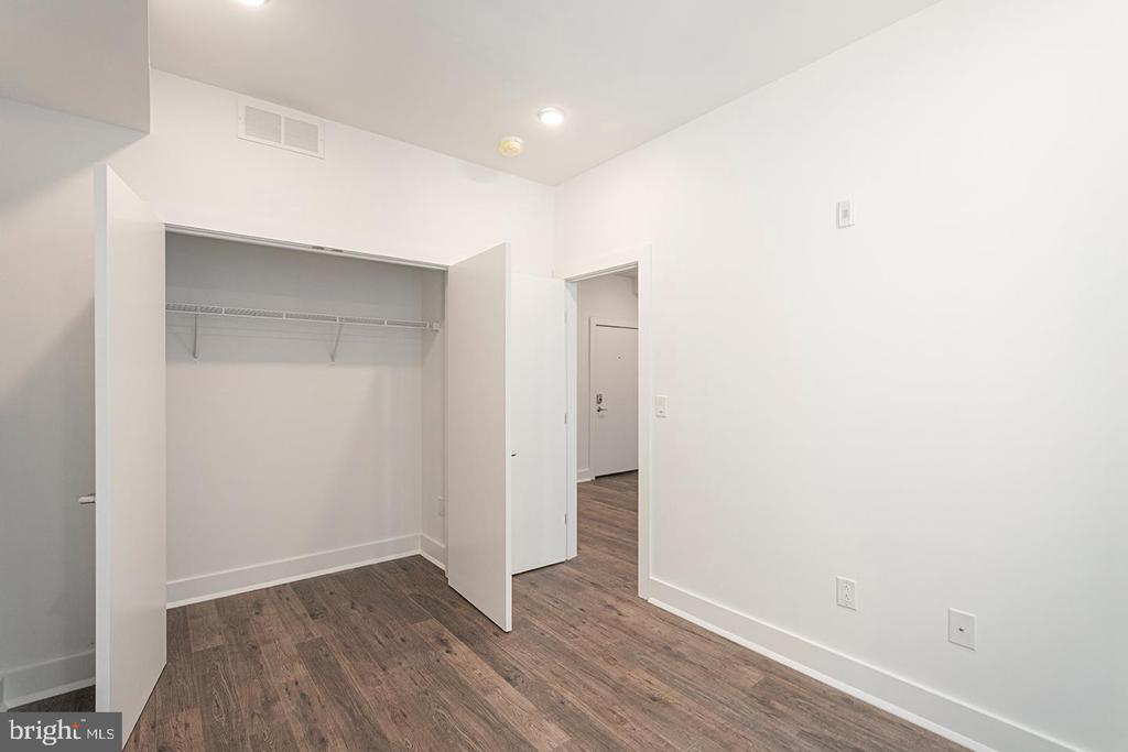 2623 CHRISTIAN ST #UNIT 203