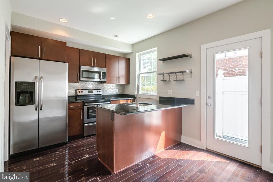 2619 CHRISTIAN ST #UNIT A