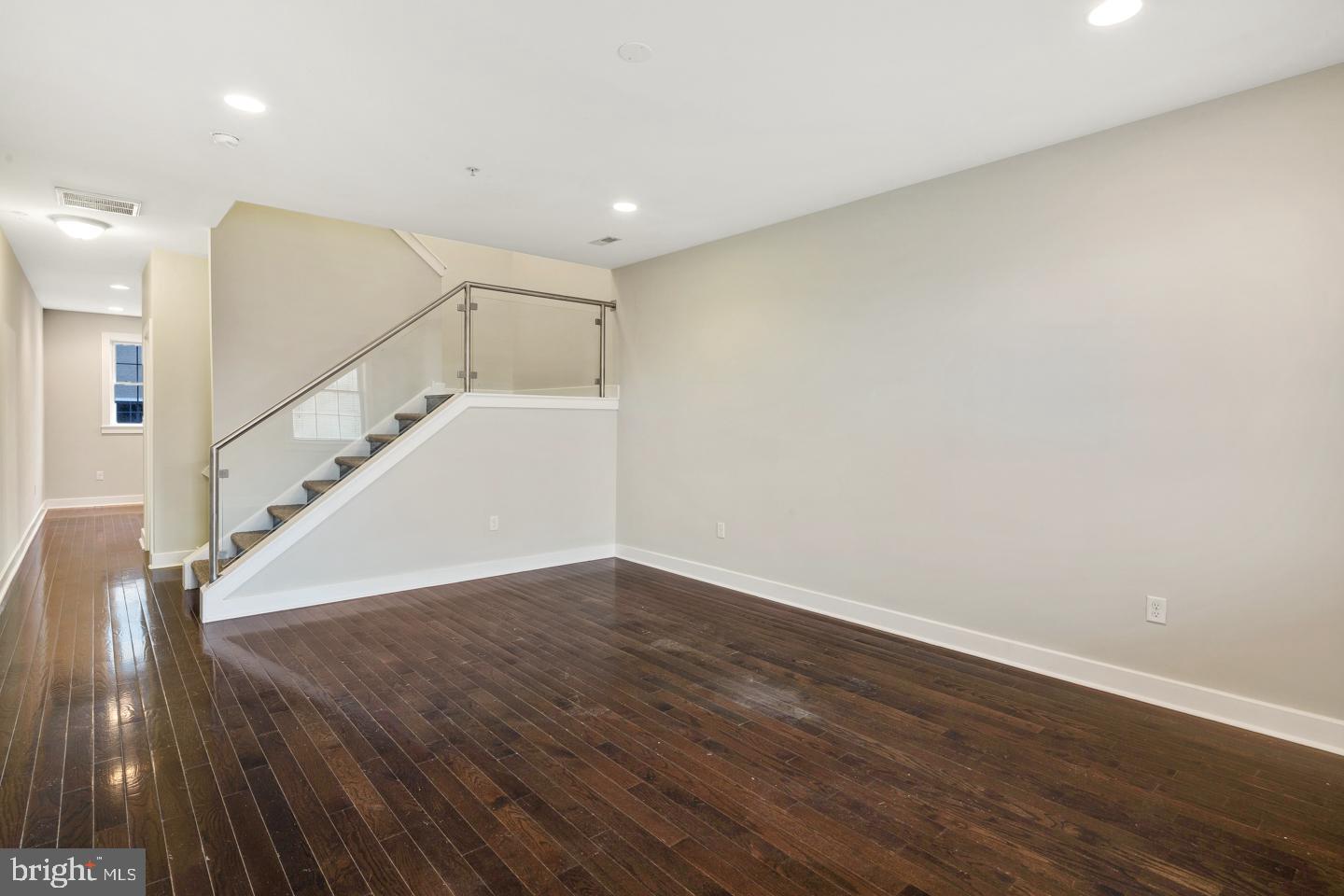 2615 CHRISTIAN ST #UNIT B