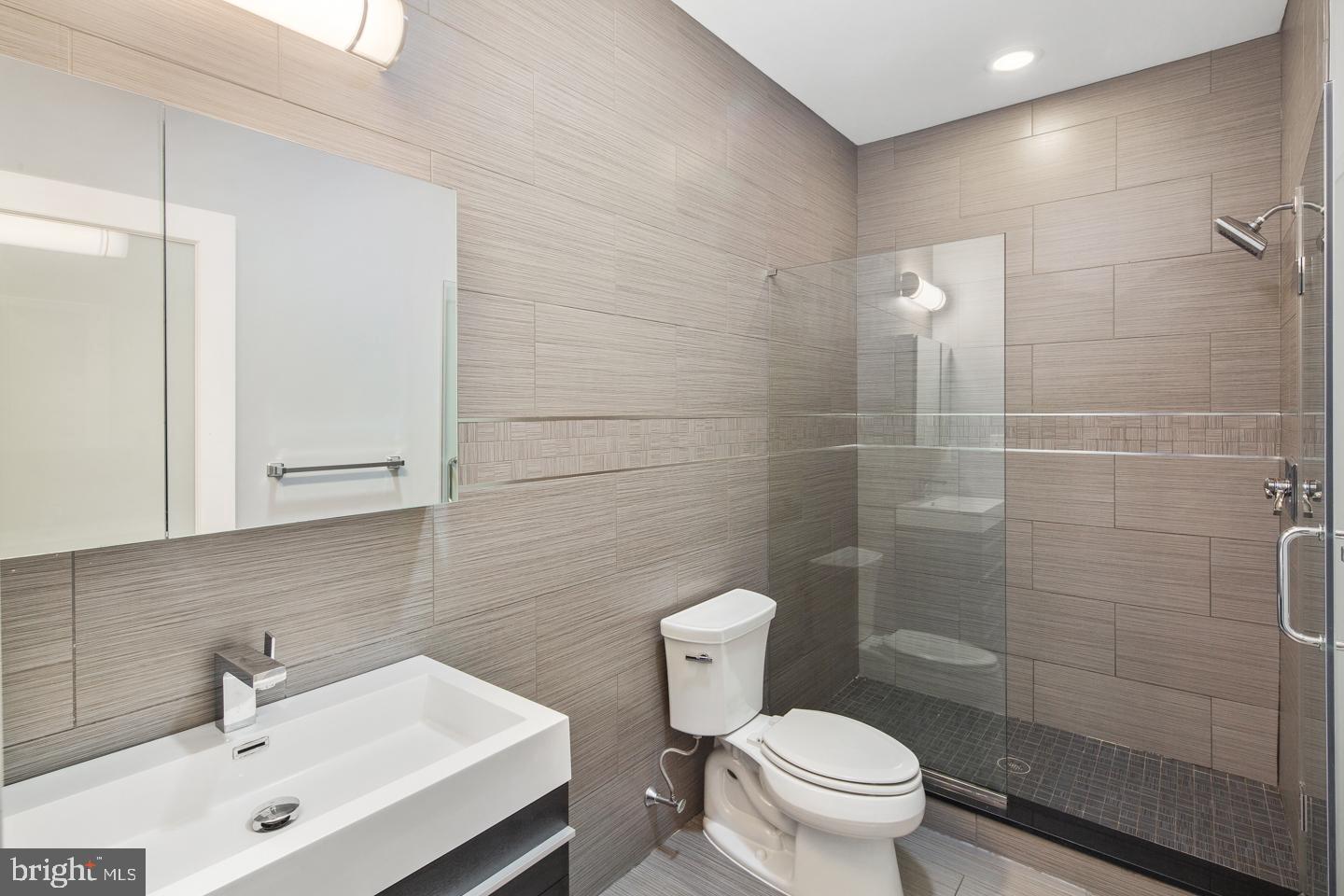 2608 WEBSTER ST #UNIT B